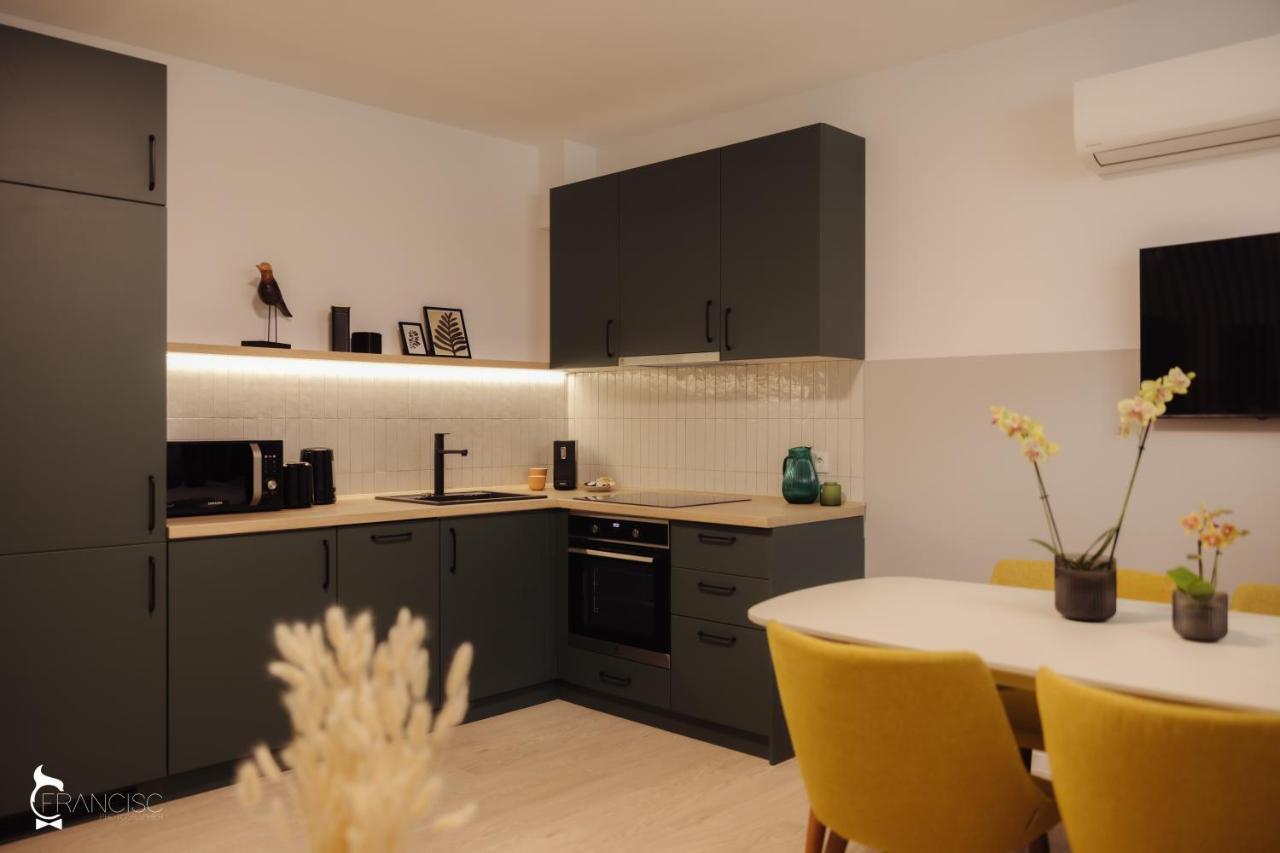 Zen Garden Apartments Cluj Napoca Bagian luar foto
