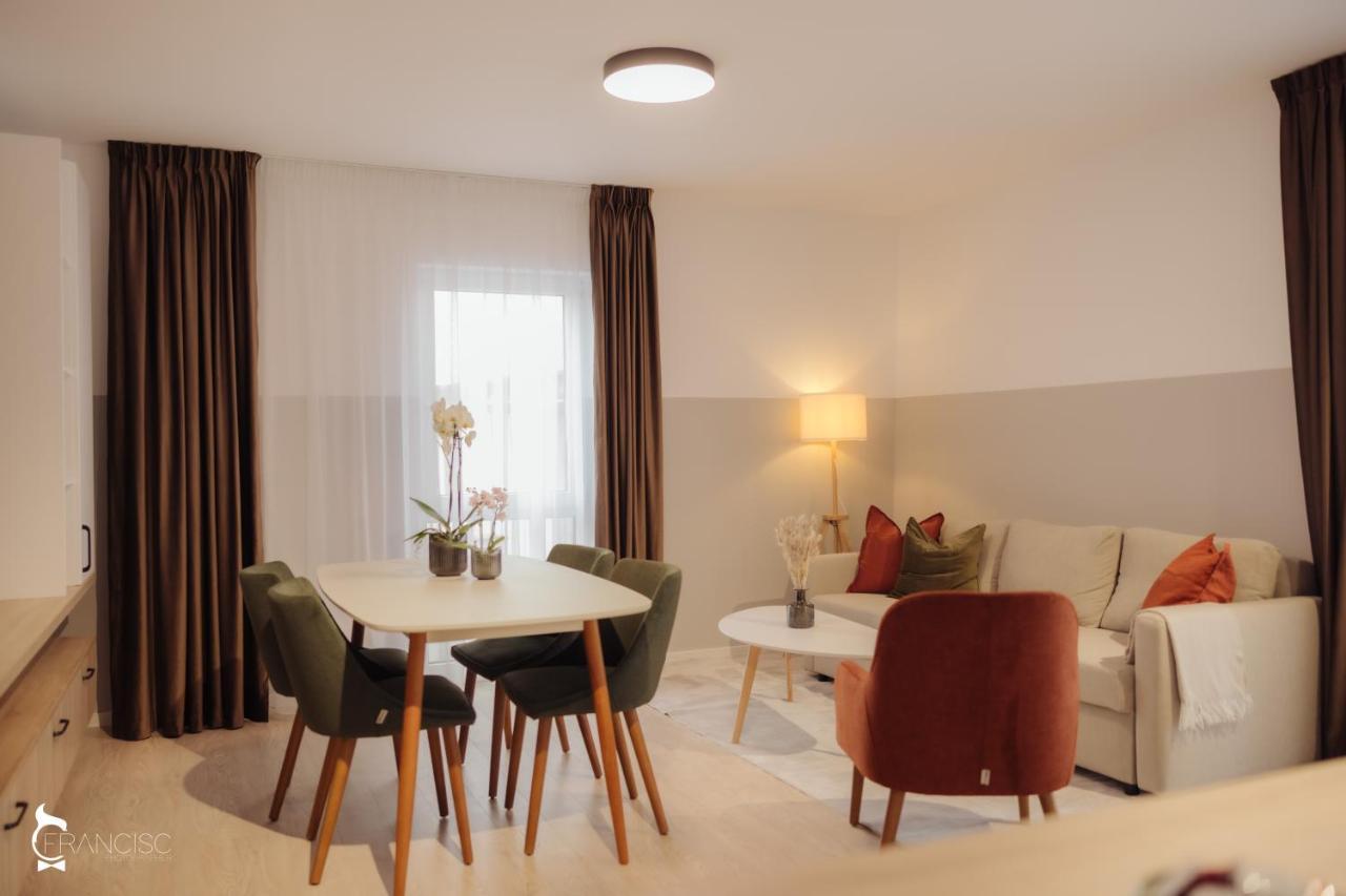 Zen Garden Apartments Cluj Napoca Bagian luar foto